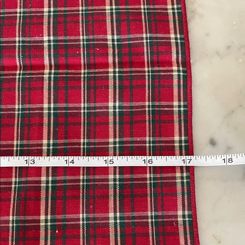 LONGABERGER Red and Green Plaid Tidings Table Linen Set Placemats Napkins 4 Each